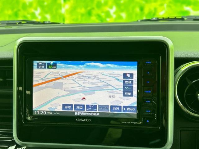 WECARSの店舗にはキッズコーナーがございます！お子様連れのお客様もごゆっくり車選びをお楽しみいただける空間です！