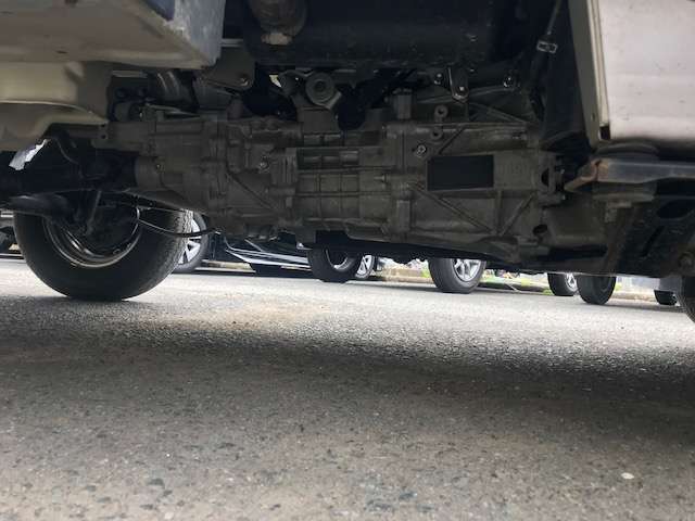 この度は当店のお車をご覧になっていただき、誠にありがとうございます。ぜひじっくりとご検討下さい。気軽にお問合せ・お見積りお待ちしております。