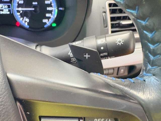 パドルシフト付きで走行も楽しめます！エンジンブレーキや高速道路の加速時に役立ちます！運転してる実感があり楽しくなること間違いなしっ！上手く使いこなせれば燃費の向上になるかも！？