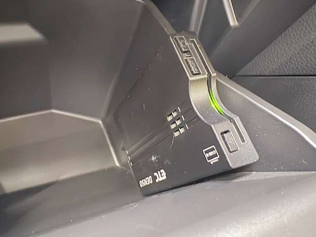 ETC付き！高速道路での移動に便利ですね！どうせ買うなら付いていた方が良い、需要の高い装備です！