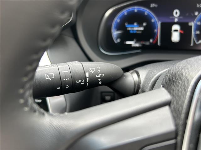 【運転席操作部】快適なドライブを楽しむための機能が装備されています！運転席から触れるので、使いやすいです！除菌プランいれていただくと、さらに清潔で安心していただけます！