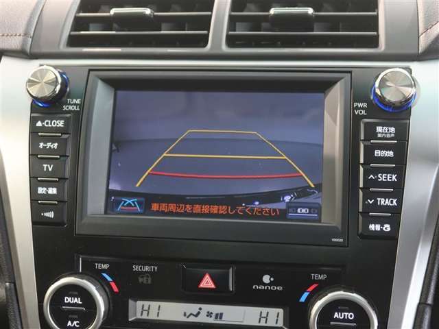 バックガイドモニターで、後方を確認しながら安心して駐車することができます。運転初心者も熟練者も必須の機能ですよ！