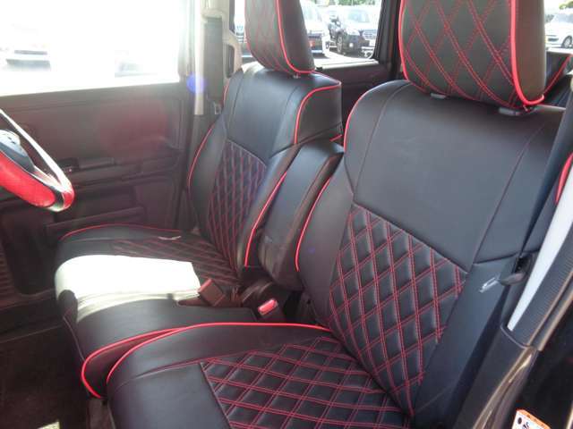 禁煙車のため、コゲ穴や気になるにおいもありません。