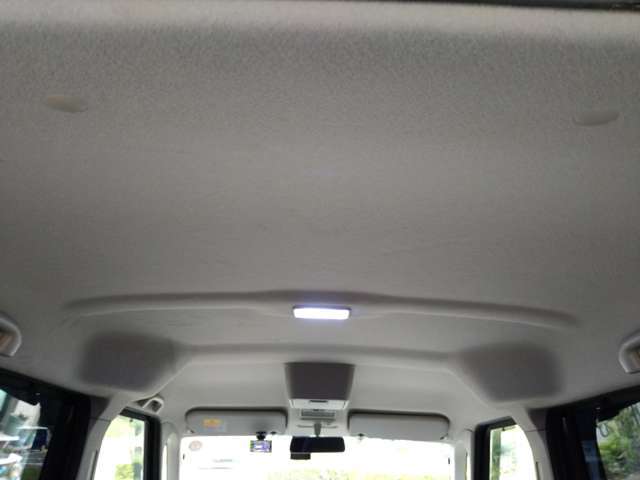 綺麗な天井です。