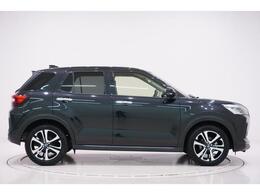 県内13店舗にて常時500台以上ダイハツ車を展示中です。見て、触って、納得のいく一台をぜひ見つけてください。