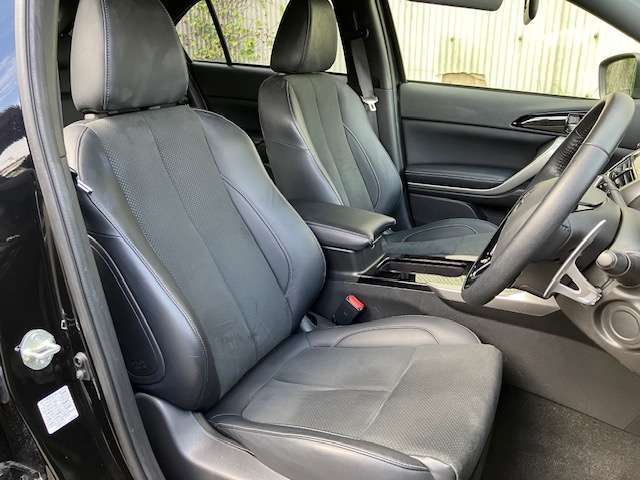 運転席の画像です