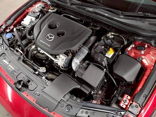 お問い合わせは078-939-4092まで。専門店だからこその知識・経験豊富な,熟練したスタッフ達が、お客様に最適な一台をご案内致します。