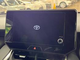 【8インチ　ディスプレイオーディオ】大画面のディスプレイはAppleCarPlayやAndroidAutoが利用可能。大きな画面でスマホナビアプリ等が利用いただけます♪