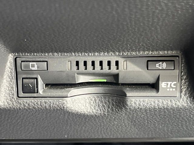 【ETC】高速道路の料金所をストレスなく通過！話題のスポットやサービスエリアに多い「スマートIC」利用時は必須のアイテムです。当店でセットアップを実施、ご納車当日からすぐにご利用いただけます！