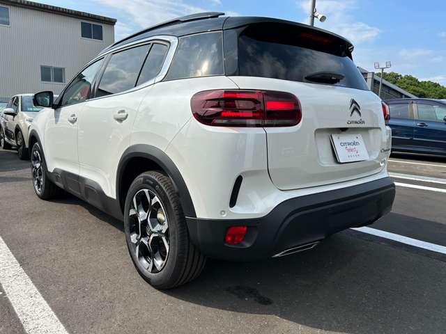 内装クリーニングも施しております。内装の綺麗なお車は気持ちが良くオススメさせていただく1つのポイントになっております。