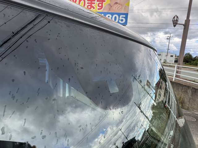 当店のクルマをご覧頂きありがとうございます。ご質問や気になる点は、フリーダイヤル【0078-6002-156211】、メールにてお気軽にお問い合わせください。スタッフ一同心よりお待ちいたしております。