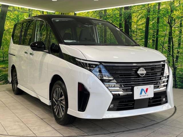 大好評のボディコーティング「弾スプラッシュコート」もご納車までに施工可能。通常のガラスコートと異なる、耐久年数6年の無機質ガラスコーティングが、ボディをキレイな状態に保ってくれます。