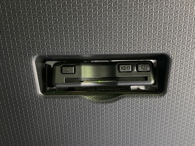 【ETC】高速道路の料金所をストレスなく通過！話題のスポットやサービスエリアに多い「スマートIC」利用時は必須のアイテムです。当店でセットアップを実施、ご納車当日からすぐにご利用いただけます！