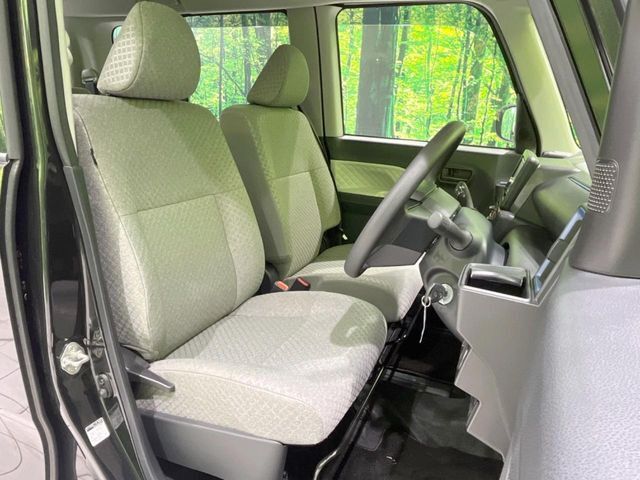 ドライバーによって運転しやすいポジションは異なり、あの車はどうなのか不安なこともありますよね。気になるお車は店頭で乗り込んでご確認いただけます♪