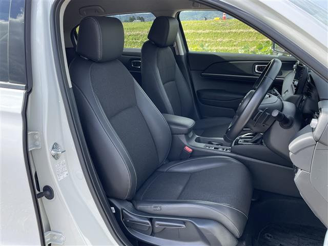 店頭在庫以外にも全国約4万台※の在庫から、ぴったりな1台をご提案します！※2023年10月現在の在庫台数です。売約済の可能性があります。