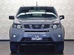 国家資格2級整備士が2名常駐しております。車両入庫時とお客様からご成約を頂いた後に各々150項目以上の点検を行い、納車前点検も行った上でのご納車となります。