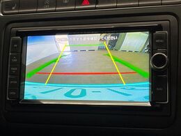 ●バックカメラ：便利な【バックカメラ】で安全確認もできます。駐車が苦手な方にもオススメな便利機能です。