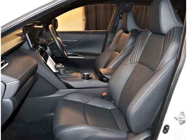 気に入ったけど予算オーバーかなとお考えの方、新車だけだと思っていませんか？U-carでも残価設定プランをご用意しております。月々のお支払いを抑えたプランがご利用いただけます。