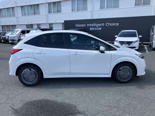 コンパクトなボディーなのでお車を初めてご購入される方でも安心してお乗りいただけます。