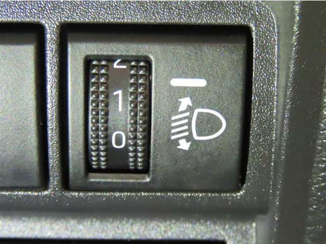 光軸調整ダイヤルを装備しております。