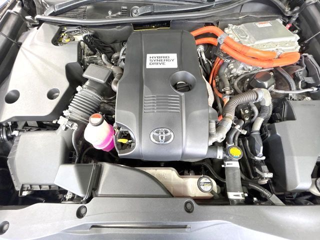 親切・丁寧な専門メカニックスタッフが応対！・車検・点検整備・事故等の修理などアフターサービスも安心。お車のカスタマイズもネクステージのサービススタッフまでご相談ください！