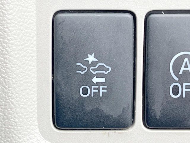 【トヨタセーフティセンス】走行中に前方の車両等を認識し、衝突しそうな時は警報とブレーキで衝突回避と被害軽減をアシスト。より安全にドライブをお楽しみいただけます。