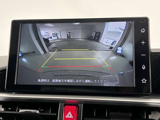 バックカメラ付なので安心ですね！