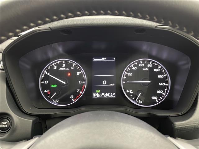 【スピードメーター】メーターがシンプルで見やすく運転しやすいですね！