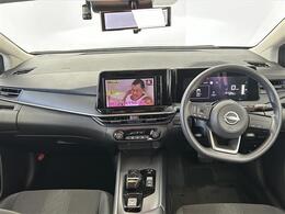 【インパネ全体】全方位で視界が広く、高い目線で運転もしやすいです！