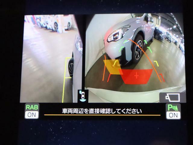 バックカメラを装備。見えにくい後ろもこれさえあれば安心して駐車が出来ます。左サイドの状況もここでは表示されます。