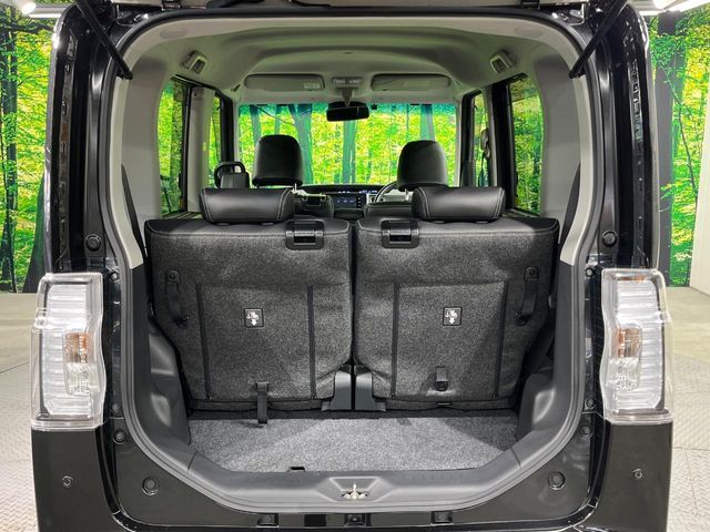 普段のお買い物や通勤、送迎等に十分な荷室スペースを確保しております。セカンドシートを倒すと、大きな荷物の積載も可能です♪