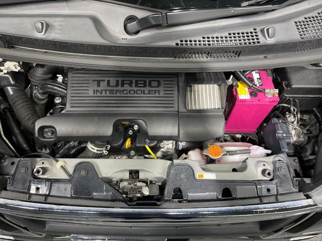 親切・丁寧な専門メカニックスタッフが応対！・車検・点検整備・事故等の修理などアフターサービスも安心。お車のカスタマイズもネクステージのサービススタッフまでご相談ください！