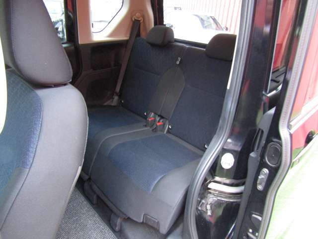 セカンドシートもゆったりと