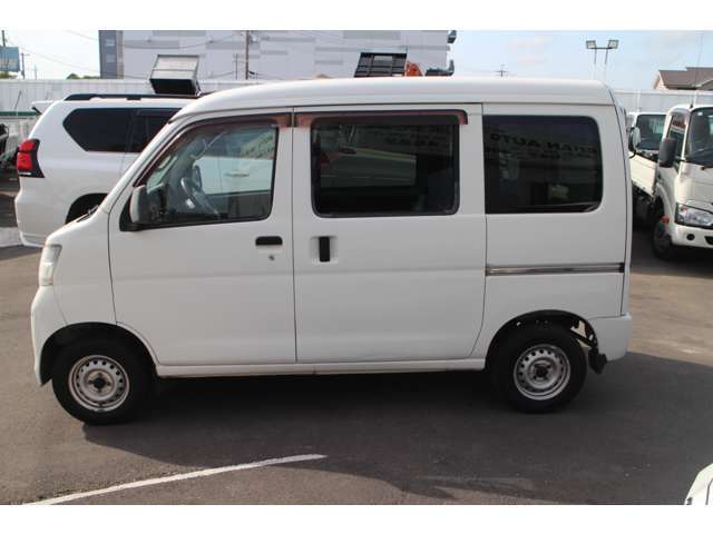 CHANAUTOは明朗会計の全車総額表示です。無駄な諸費用なんて払うだけ無駄！！！　プライスボード＋車検整備料のみなので安心です。