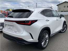 ☆4WD☆ワンオーナー★メーカーオプション：本革シート・パノラマルーフ・寒冷地・デジタルインナーミラー・ルーフレール・ドラレコ・20インチアルミ★
