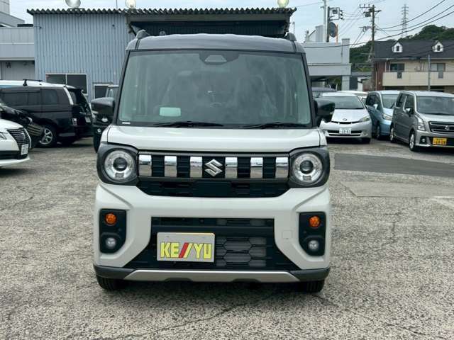 JAAA（日本自動車鑑定協会）による厳しいチェックを公表しております。当社販売担当者、仕入担当者、リフトに持ち上げ車検検査員による下廻りチェックをクリアした高品質車を展示しております