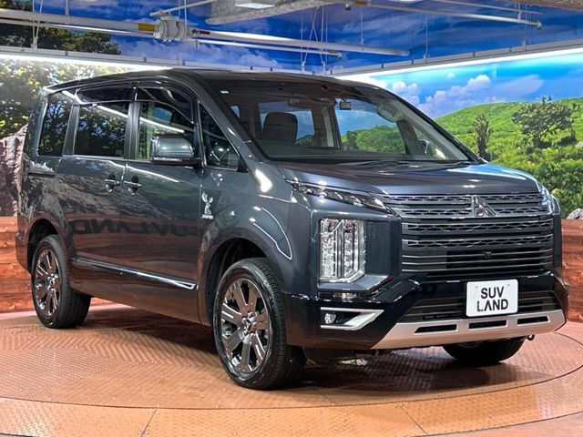 大好評のボディコーティング「弾スプラッシュコート」もご納車までに施工可能。通常のガラスコートと異なる、耐久年数6年の無機質ガラスコーティングが、ボディをキレイな状態に保ってくれます。
