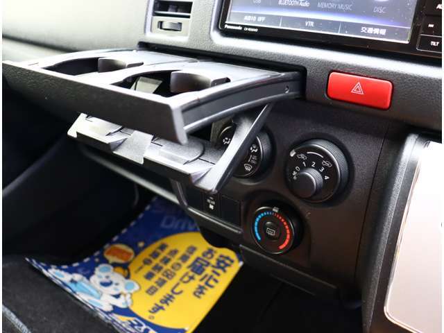 当店ではスポーツグレードや人気車種・上級グレードを主に仕入れ強化しております！中古車でお買い得感あるお車展示中となっておりますのでお客様のご来店、お見積もり依頼お待ちしております。