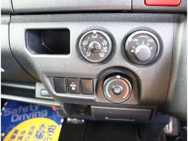 当店では下取査定UPキャンペーンも実施しておりますので是非ご来場お待ちしております。値段がつかないお車でも下取り査定最大5万キャンペーンも実施しております！