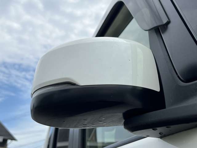 【オリジナルカスタム受付中】車の購入は人生の中でも1大イベント。やっぱり自分好みの車に乗りたいものです。どうせなら購入時に自分色に染めてみませんか？ご相談受付中です。