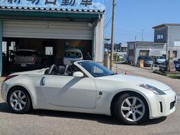 名車フェアレディZのオープン仕様！　ロードスター！　走りの6速MT！　エンジン、ミッション調子良好！　興味のある方はぜひ見てください！