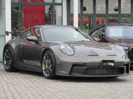 アルミニウム、スチールコンポジット軽量構造　グレーティント付きフロント　ウィンドスクリーン　ポルシェサイドインパクトプロテクション（POSIP）