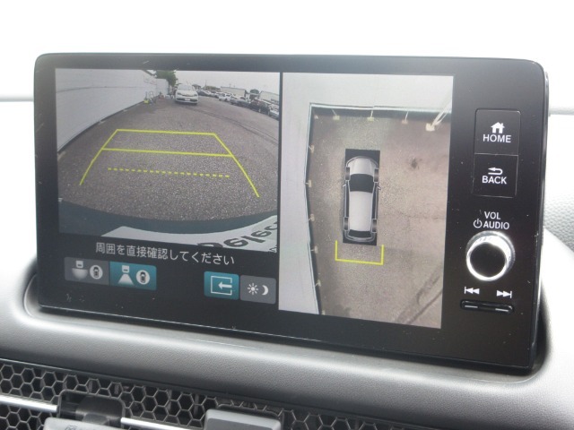 運転をしやすくする多彩な視界を手に入れるシステム。「見通しの悪い交差点での発進」「料金所などへの幅寄せ」「バック駐車」「縦列駐車」といった、多くの人が苦手意識を持ちやすいシーンで効果を発揮します。