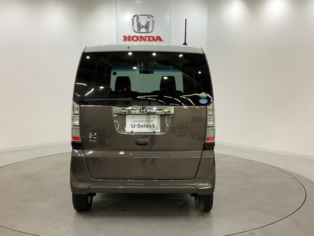 Honda認定中古車 U-Selectは3つの安心をお約束します。　1　Hondaのプロが整備した安心。 2　第三者機関がチェックした安心。　3　購入後もHondaが保証する安心。