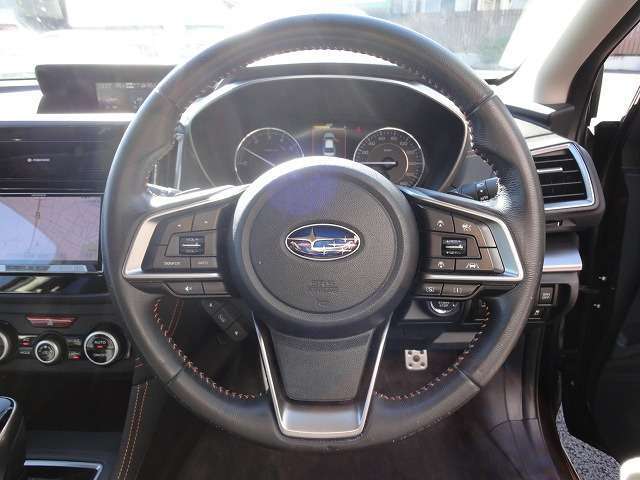 握りやすい大きなハンドルで運転しやすいです♪