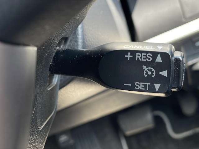 【クルーズコントロール】アクセルを離しても一定の速度で走ってくれるので運転負担軽減につながります♪