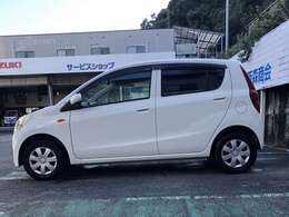 汽車でお越しの方は佐川駅か西佐川駅のどちらかで連絡をいただけましたなら、そこまで送迎可能です。（当店より片道　約7分）皆様のご来店、心からお待ちしております。