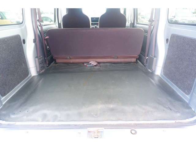 【整備工場】お車の整備、車検・板金・塗装は自社工場でお任せください。北エリア、南エリアと分かれていますので、最寄りの工場にご案内致します。