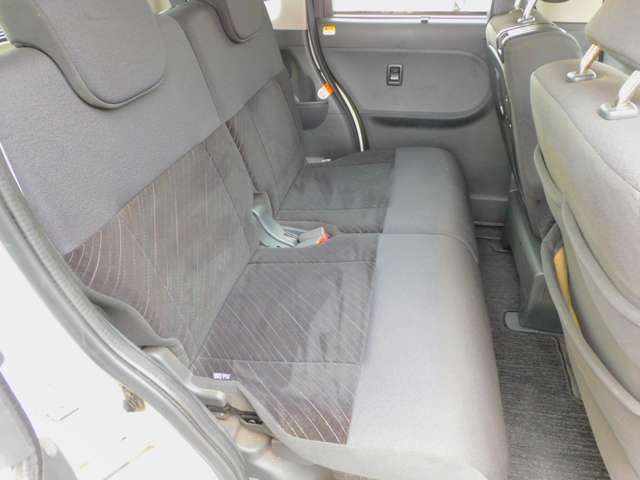 点検整備はもちろん、エンジンオイル交換も全車サービスです♪