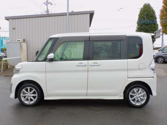 車検2年、本年度分自動車税、重量税、自賠責保険料、諸費用全てを含んだ価格を掲載しております！　※茨城県内の方